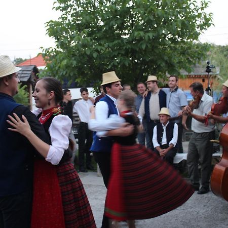 Csipkeszeg Bed & Breakfast Sic / Szek Romania エクステリア 写真